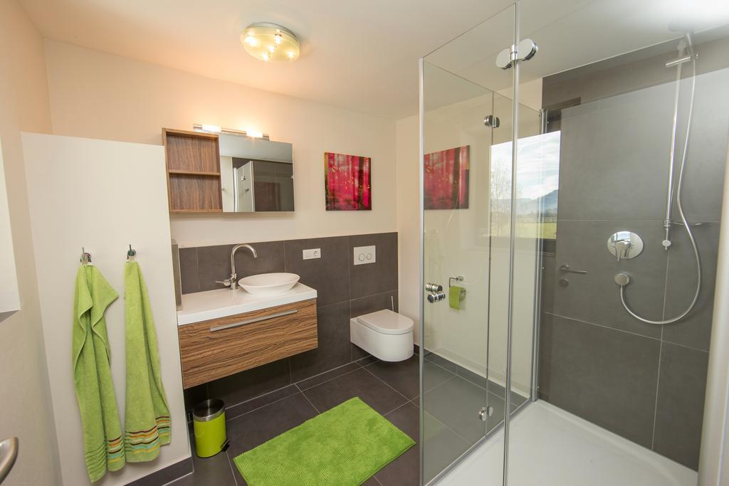 Apartment Chrissies Piesendorf Rom bilde